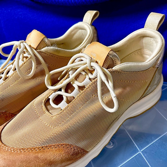 Coach Cream Sneakers with Chunky Sole and Soft Suede Upper - Picture 8 of 8